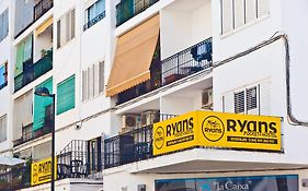 Ryans Pocket Hostel Ibiza
